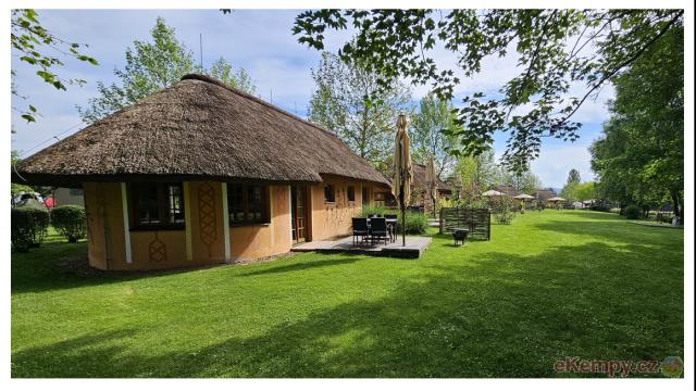 Safari Park Resort a Kemp**** Safari bungalovy