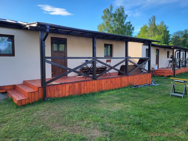 Autocamp Jenišov - Lipno nové 4L Bungalovy